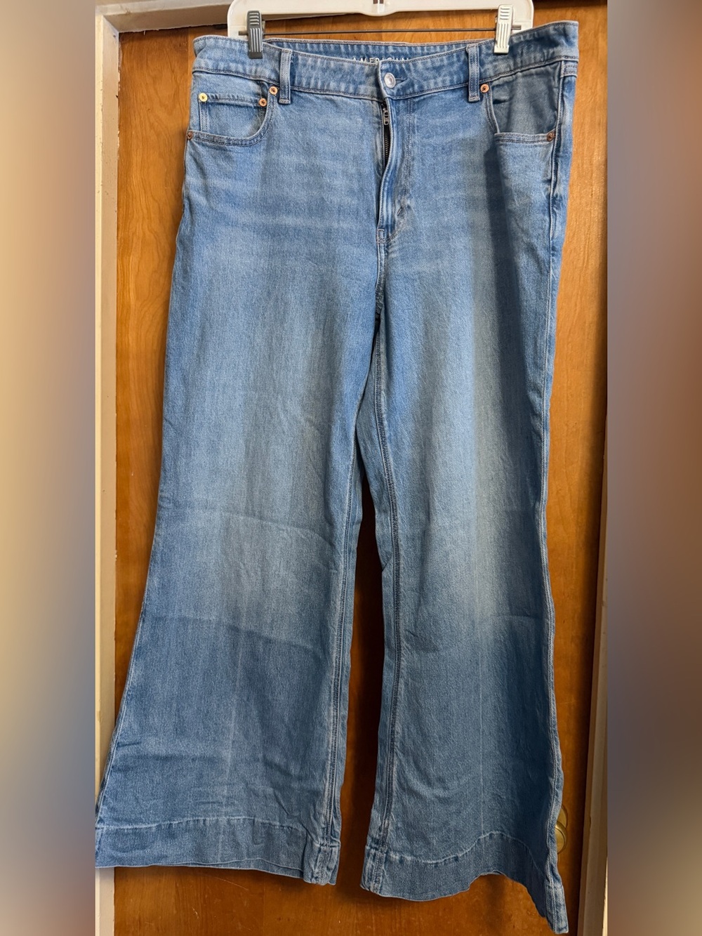 American Eagle High-Rise Flair 14